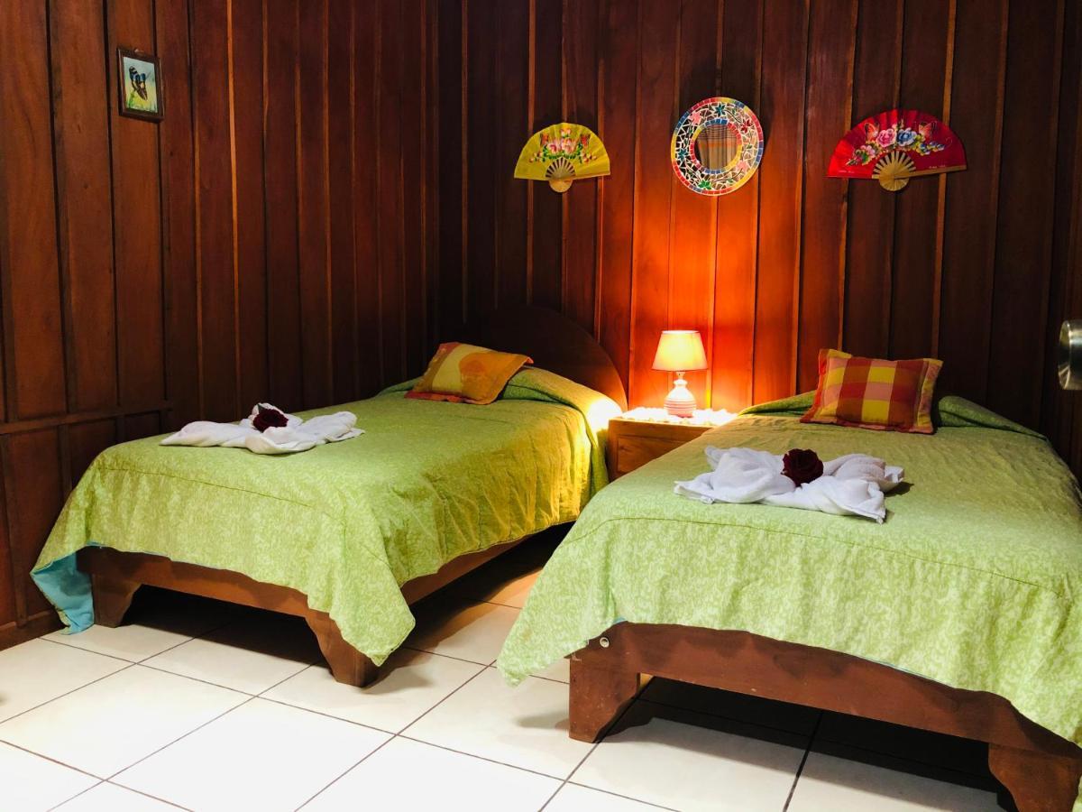 Bed and Breakfast Cabinas Lupita La Fortuna Exterior foto